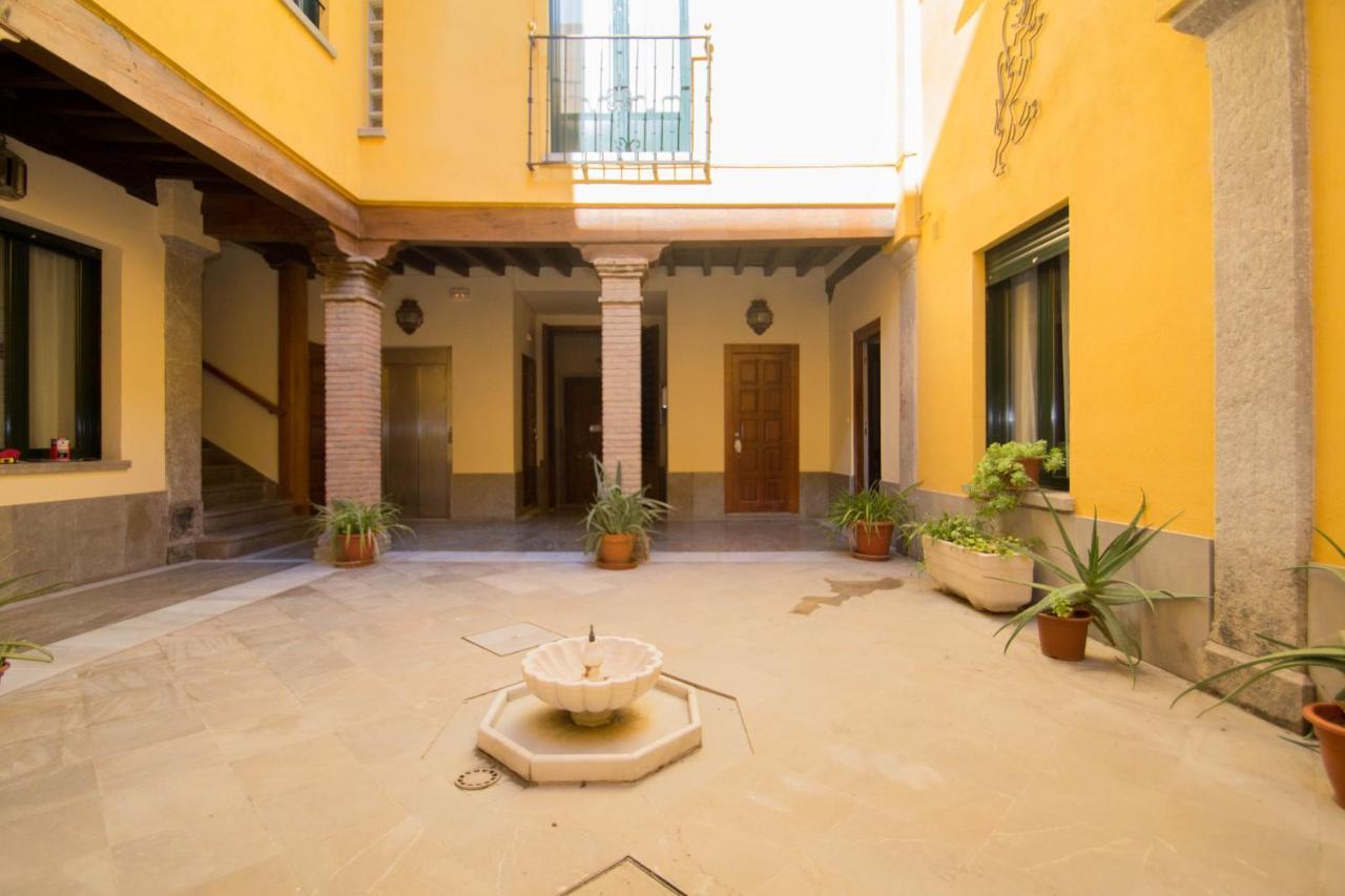 Alcazaba Apartment กรานาดา ภายนอก รูปภาพ